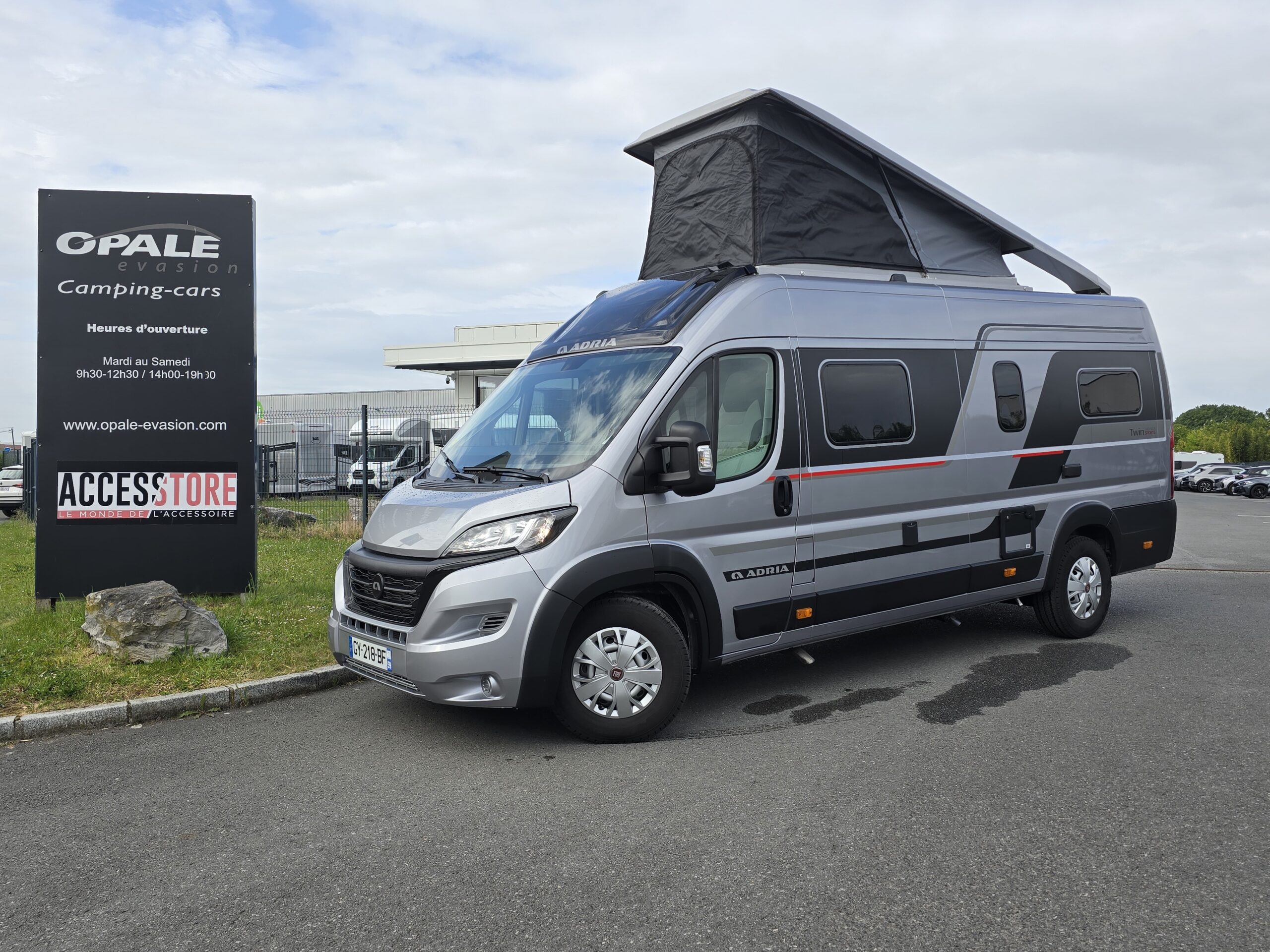 ADRIA TWIN 640 SGX SPORTS