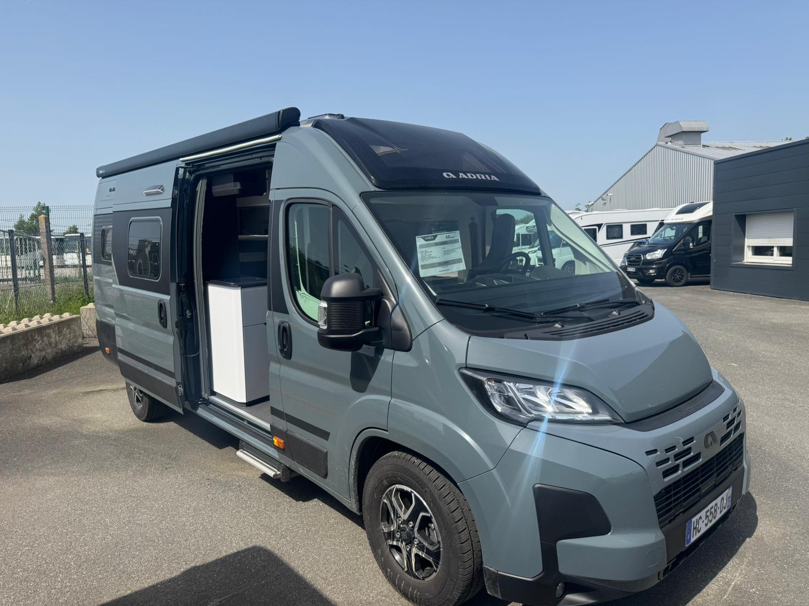 ADRIA TWIN SUPREME 640 SGX BOITE AUTOMATIQUE