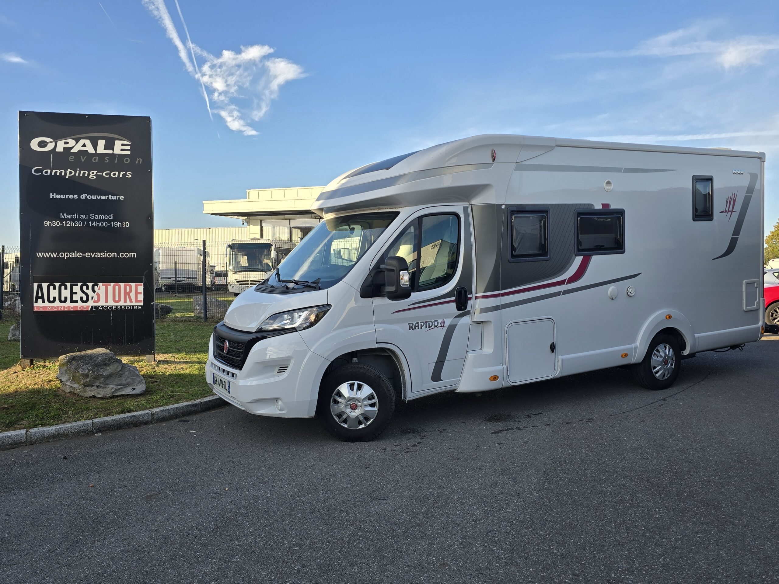 PROFILE – RAPIDO 656F